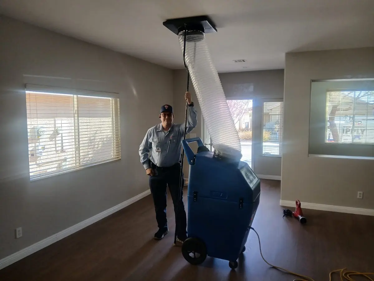 Professional AC Repair work inside a Cypress Lake home